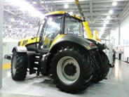 Трактор JCB