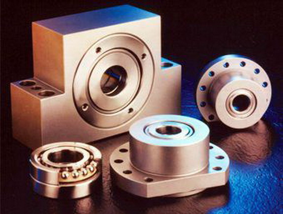 Bearing support. Подшипник с фланцем b TIMKEN. Опора шарикового подшипника. Втулка с подшипником для винтовой пары. Подшипник 5200 FAFNIR.